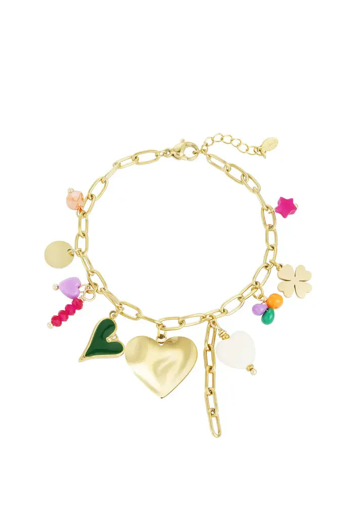 Charm bracelet fallin' in love